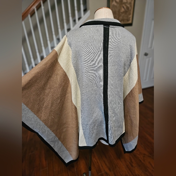 Anne Klein Boho Zip Up Thick Poncho Size 0X 1X - Picture 5 of 6